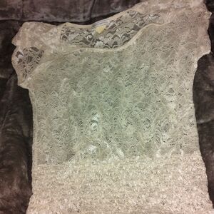 Body Central Elegant Lace Tunic in Cream